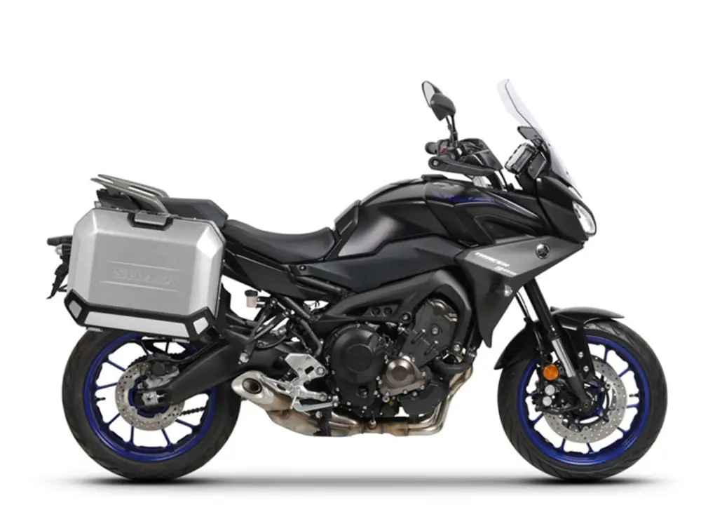 Kompletní sada bočních hliníkových kufrů SHAD TERRA 36L/36L, včetně montážní sady SHAD YAMAHA MT-09 Tracer / Tracer 900 Zlevněný