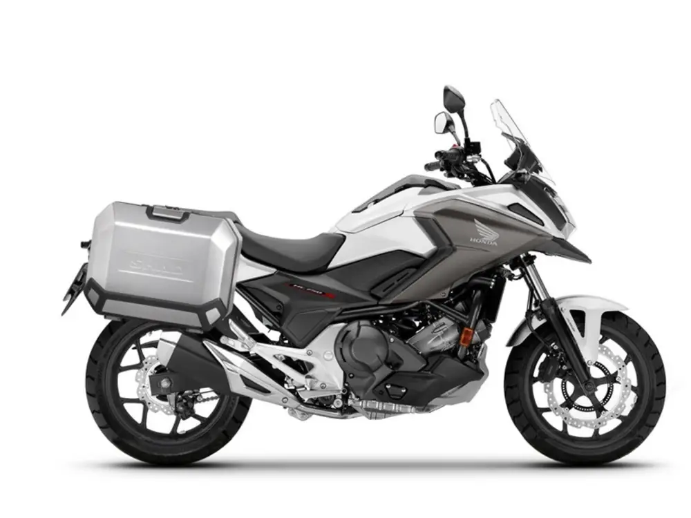 Finální Výprodej Kompletní sada bočních hliníkových kufrů SHAD TERRA 47L/47L, včetně montážní sady SHAD HONDA NC 750 X