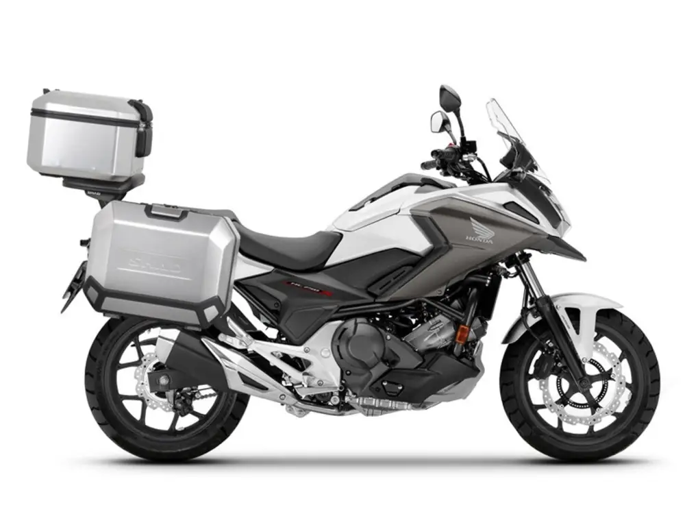 Cenově Výhodný Kompletní sada hliníkových kufrů SHAD TERRA, 48L topcase 36L/36L boční kufry, včetně montážní sady a plotny SHAD HONDA NC 750 X