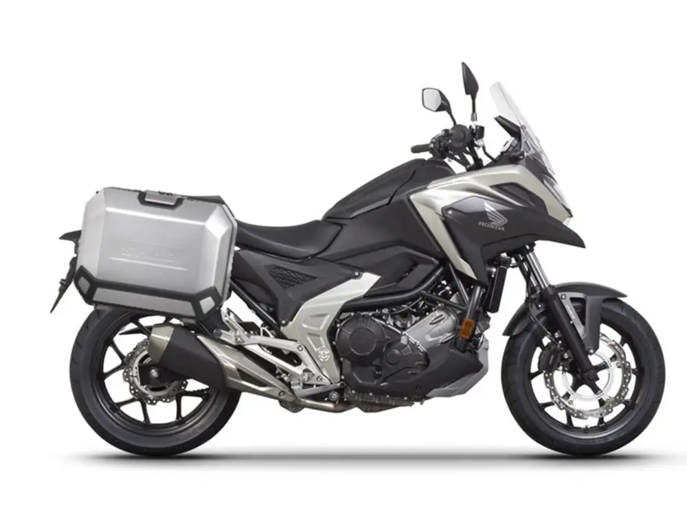 Jen Po Omezenou Doba Kompletní sada bočních hliníkových kufrů SHAD TERRA 47L/47L, včetně montážní sady SHAD HONDA NC 750 X 2021-