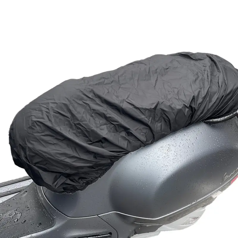 Značkový Plachta na sedlo Vespa GTS černá