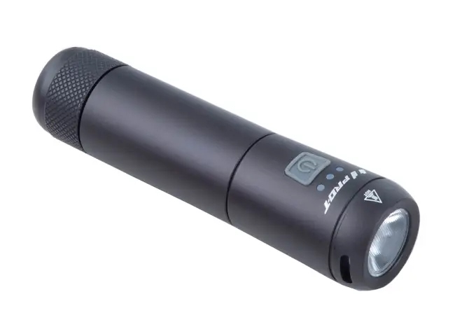 Jen Po Omezenou Doba Světlo přední PRO-T Plus 900 Lumen 1 Super LED dioda nabíjecí přes USB -Type C 800