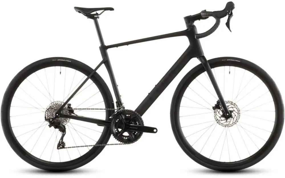 Silniční kolo Cube ATTAIN C:62 RACE blackline 2026 Nakupujte Hned