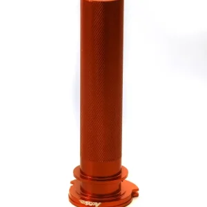 ACCEL plynová rukojeť hliníková s ložiskem KTM SXF 250/350/450 16-20, EXCF 250/350/450/500 17-20, KTM 300 TPI 18-22, HUSQVARNA 300 TEI TXI 300 2T HUSQVARNA FC 250-450 16-20, FE 250-501 17-20, FX 350/450 17-20 barva oranžová (79002014100) Akční Nabídka