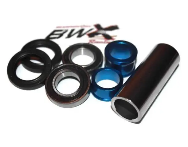 BEARING WORX ložiska předního kola s těsněními a pouzdry YAMAHA YZ 125/250 02-18, YZF 250 02-13, YZF 426/450 02-13 (25-1092)=WRK90006 Kup Teď