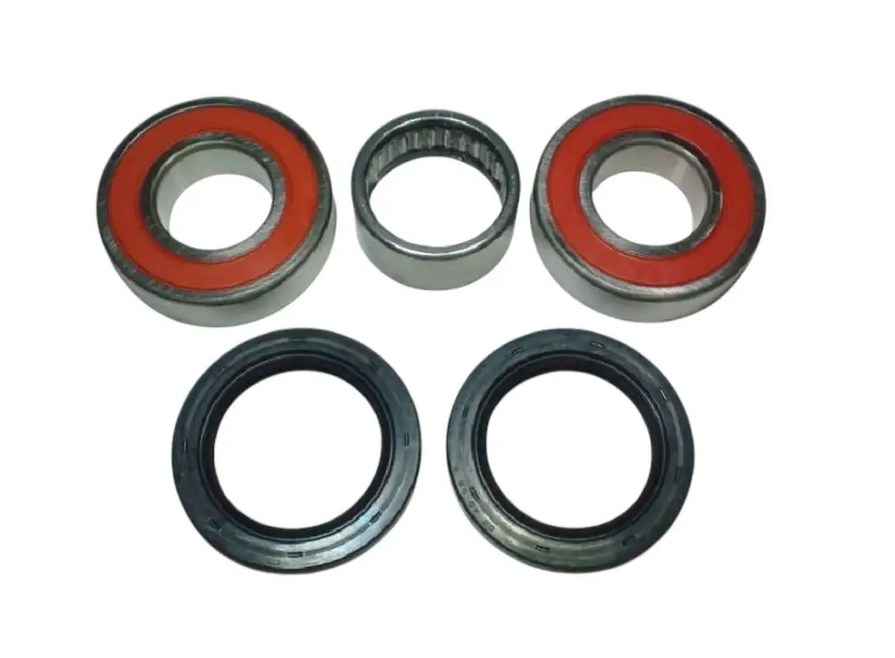 TOURMAX ložiska zadního kola s těsněními YAMAHA FZ6 N/S/S2/FAZER 04-10, YZF R6 03-09, YZF R1 02-09 vyrobeno v Japonsku Jen Po Omezenou Doba