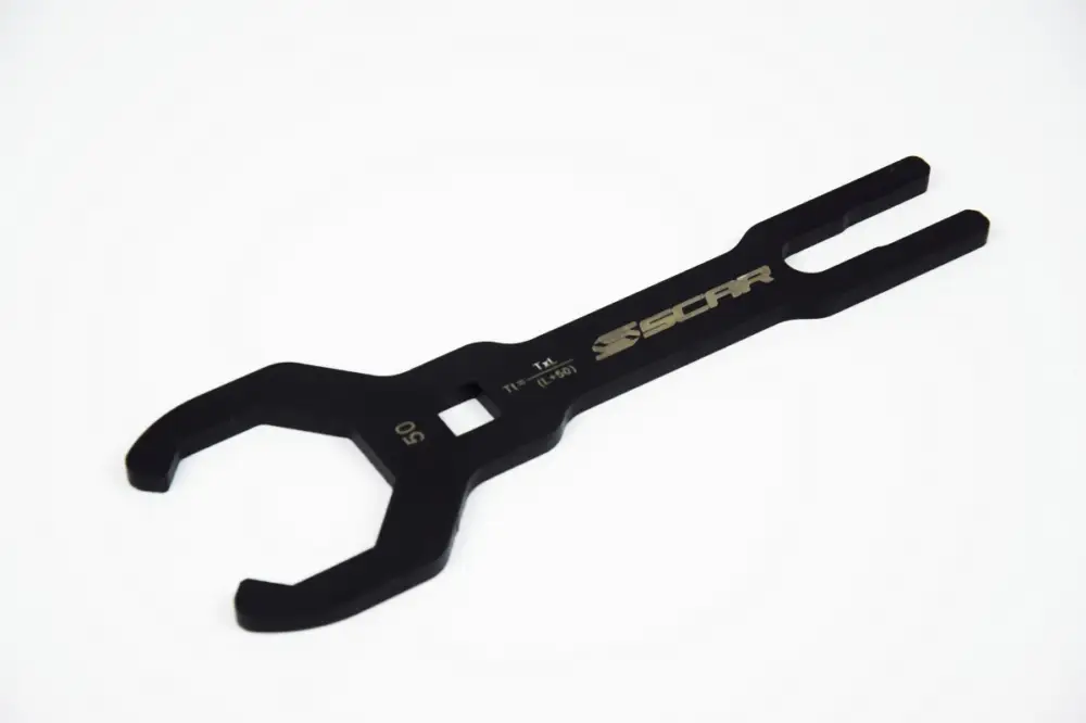 SCAR RACING klíč pro servis předních zavěšení SHOWA / OHLINS 50mm barva černá Levný