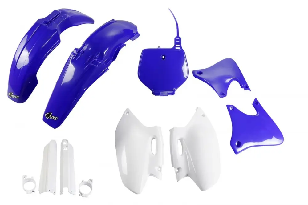UFO kompletní sada plastů (FULL KIT) s kryty přední vidlice YAMAHA YZF 400 98-99 barva 99 (modrá/bílá) (YA290E999) Cenový Hit