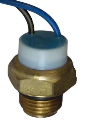 Oblíbený TOURMAX spínač ventilátoru SUZUKI RF 900 R 94-98, VZ 800 MARAUDER 97-04, GSX-R 600 W 92-93, RF 600 R 94-96, GSX-R 750 W 93-95, GSX-R 1100 W 93-98 (vyrobeno v Japonsku)