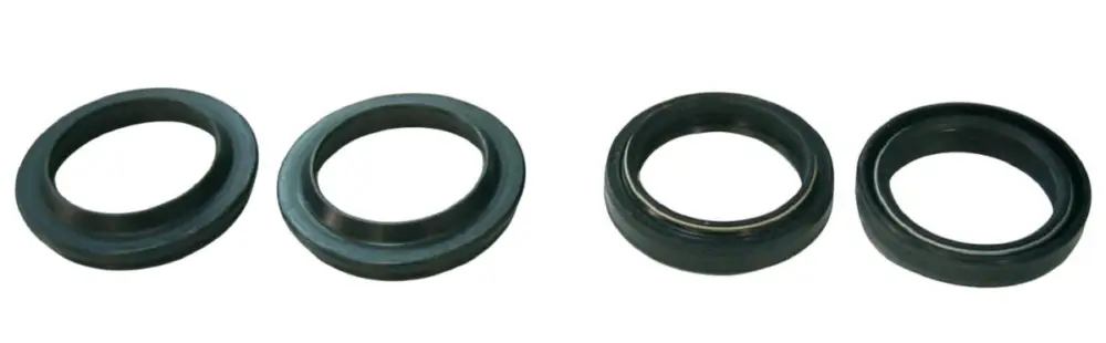 Akční Cena TOURMAX gufera vidlice a prachovky (komplet) (38X50X8/9,5) KAWASAKI GPX600/750R, GPZ900R, YAMAHA XJ600 92-97, XV750/999 vyrobeno v Japonsku