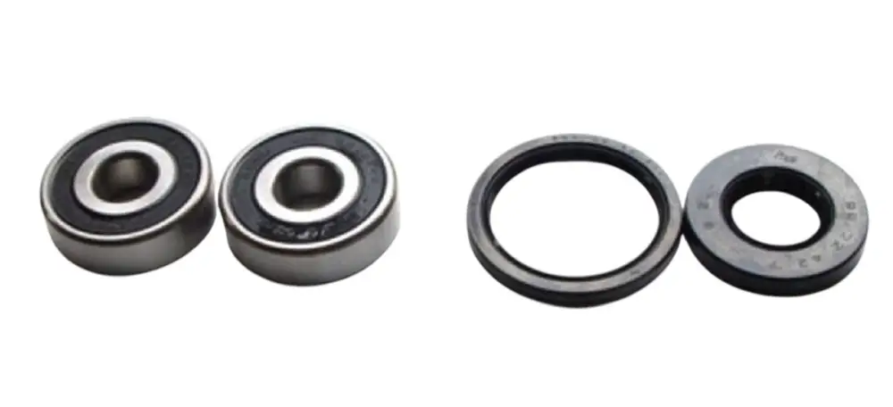 TOURMAX ložiska předního kola s těsněními HONDA XL 125V 01-06, CB 250 96-04, CBF 250 04-09, CMX 250/C/X 85-16, CMX 450 86-87, CB 500/S 94-02, CX 500T 82, VF 500/1000 84-86, VT 500 83-86, VF 750 82-84, VT 800C 88, CB 900 vyrobeno v Japonsku Novinka