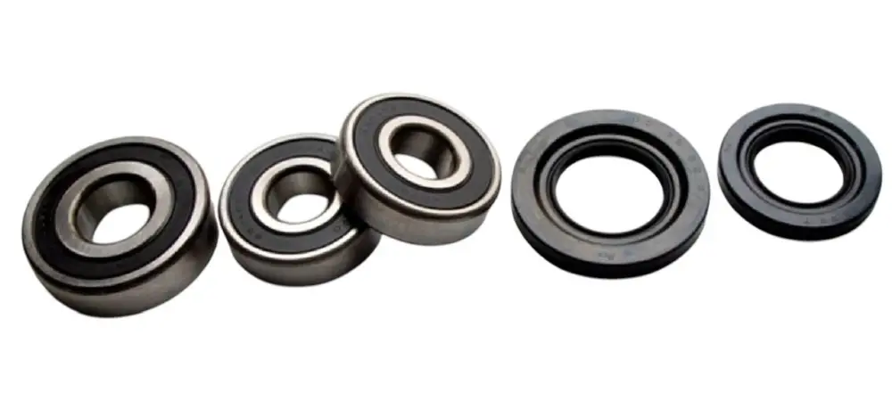 Cenový Hit TOURMAX ložiska zadního kola s těsněními YAMAHA FZR 1000 91-95, GTS 1000 93-98, FJ 1200 91-93, XJR 1200 95-98, XJR 1300 99-01 vyrobeno v Japonsku